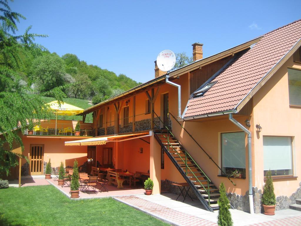 Pensiunea Colt Alb Baile Homorod Luaran gambar